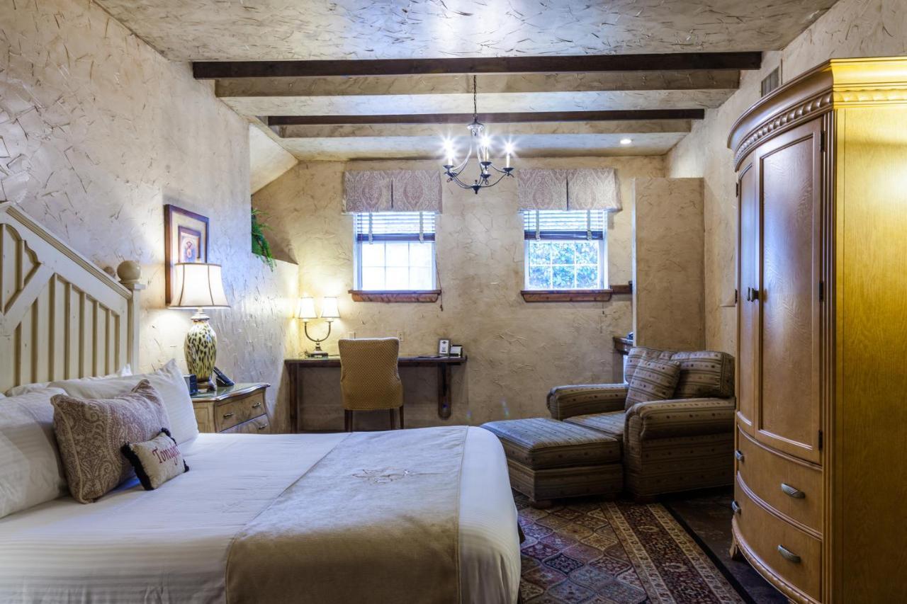 The Inn At Leola Village, A Historic Hotel Of America Екстериор снимка