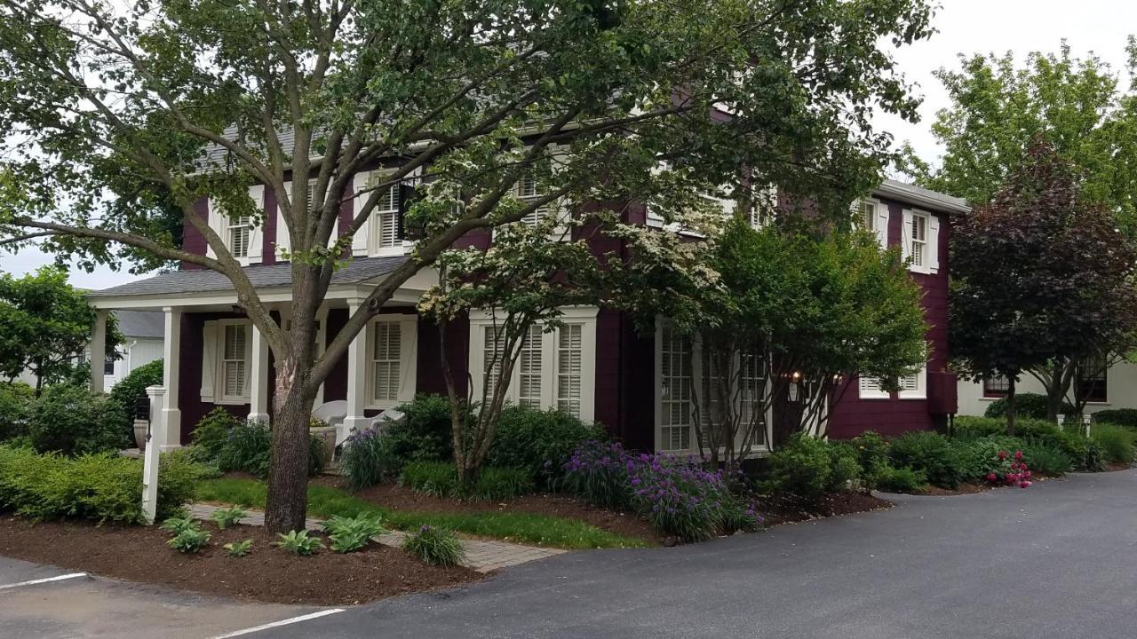 The Inn At Leola Village, A Historic Hotel Of America Екстериор снимка